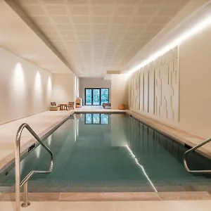 4* Hotel Le Set &